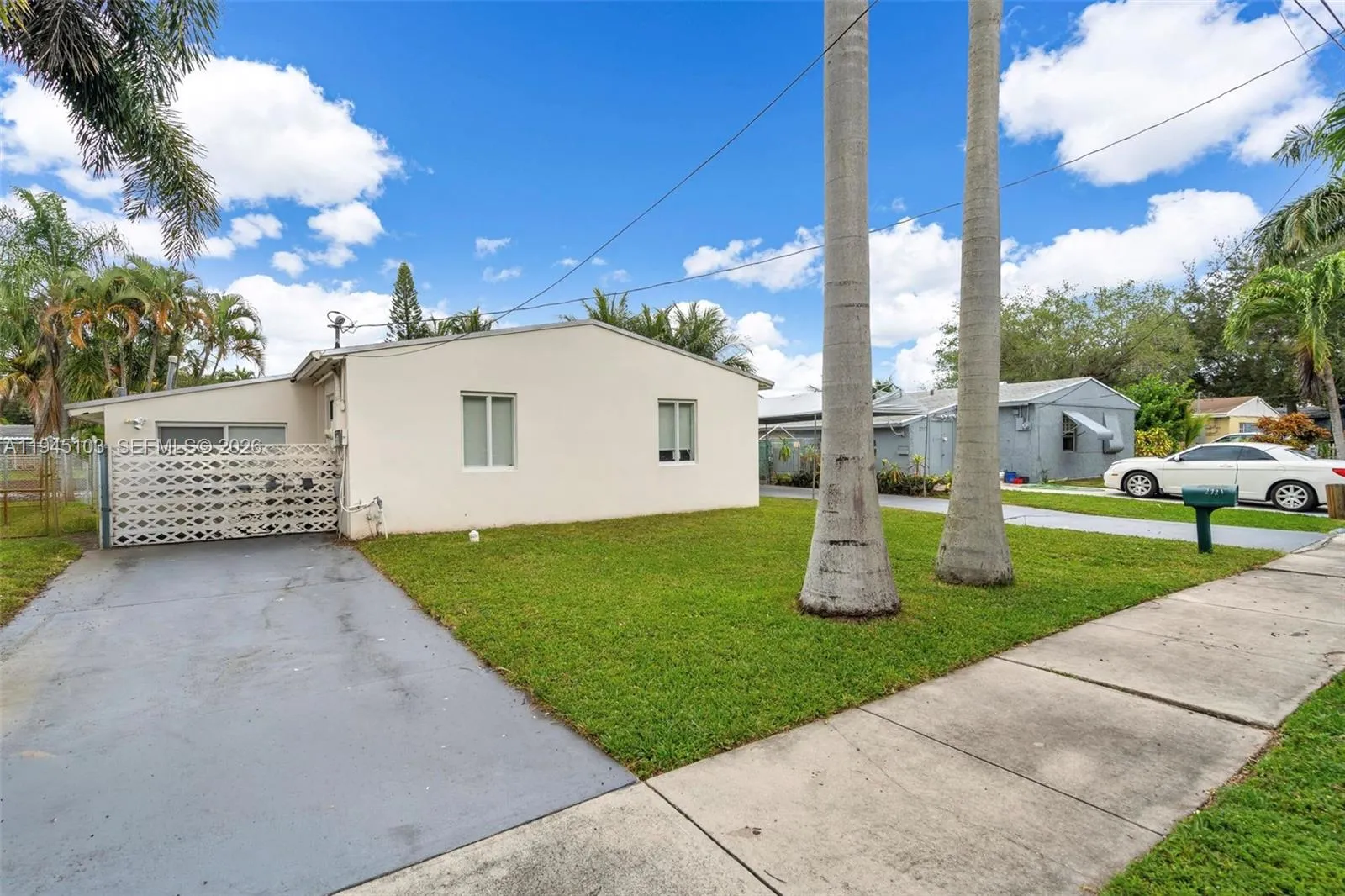 2721 Harding St, Hollywood, Florida 33020, Hollywood, Florida 33020, 4 Bedrooms Bedrooms, ,2 BathroomsBathrooms,Residential,For Sale,2721 Harding St, Hollywood, Florida 33020,A11945103