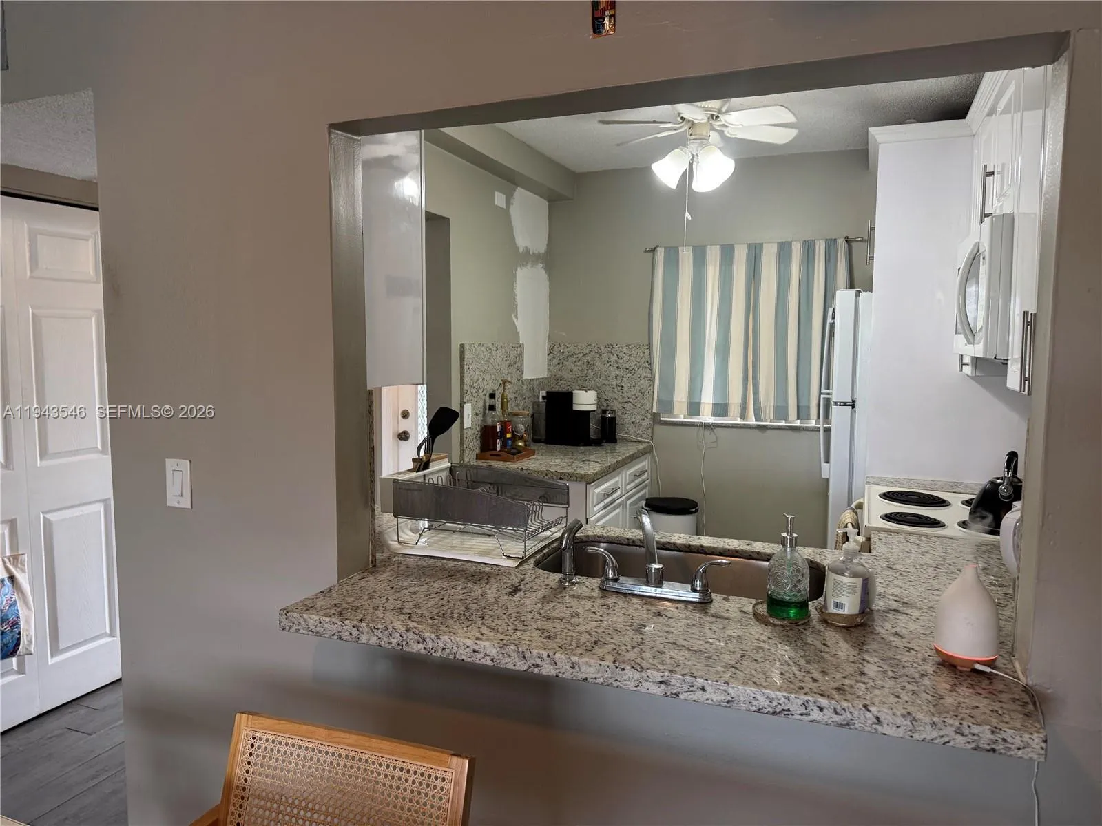 9450 Poinciana Pl 405, Davie, Florida 33324, Davie, Florida 33324, 1 Bedroom Bedrooms, ,1 BathroomBathrooms,Residential,For Sale,9450 Poinciana Pl 405, Davie, Florida 33324,A11943546