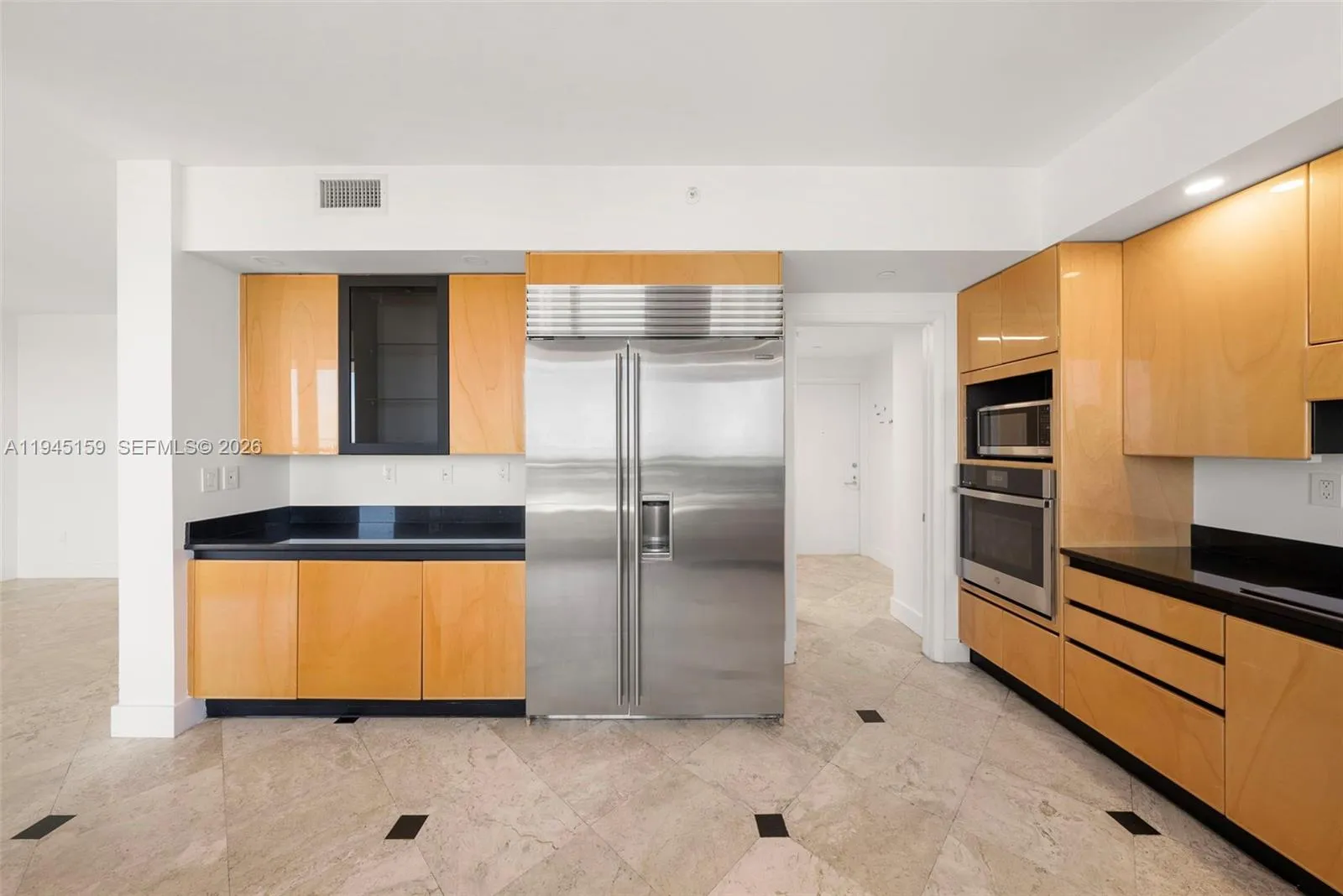 789 Crandon Blvd 1106, Key Biscayne, Florida 33149, Key Biscayne, Florida 33149, 3 Bedrooms Bedrooms, ,5 BathroomsBathrooms,Residential Lease,For Rent,789 Crandon Blvd 1106, Key Biscayne, Florida 33149,A11945159