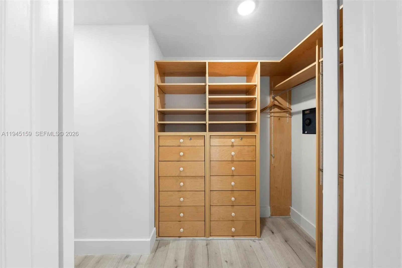 789 Crandon Blvd 1106, Key Biscayne, Florida 33149, Key Biscayne, Florida 33149, 3 Bedrooms Bedrooms, ,5 BathroomsBathrooms,Residential Lease,For Rent,789 Crandon Blvd 1106, Key Biscayne, Florida 33149,A11945159