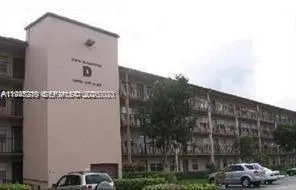 13450 Sw 3rd St 405d, Pembroke Pines, Florida 3302, Pembroke Pines, Florida 33027, 2 Bedrooms Bedrooms, ,1 BathroomBathrooms,Residential,For Sale,13450 Sw 3rd St 405d, Pembroke Pines, Florida 3302,A11945210