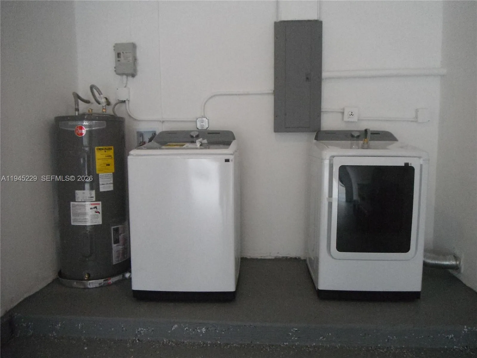 6855 Nw 9th St, Margate, Florida 33063, Margate, Florida 33063, 2 Bedrooms Bedrooms, ,1 BathroomBathrooms,Residential,For Sale,6855 Nw 9th St, Margate, Florida 33063,A11945229