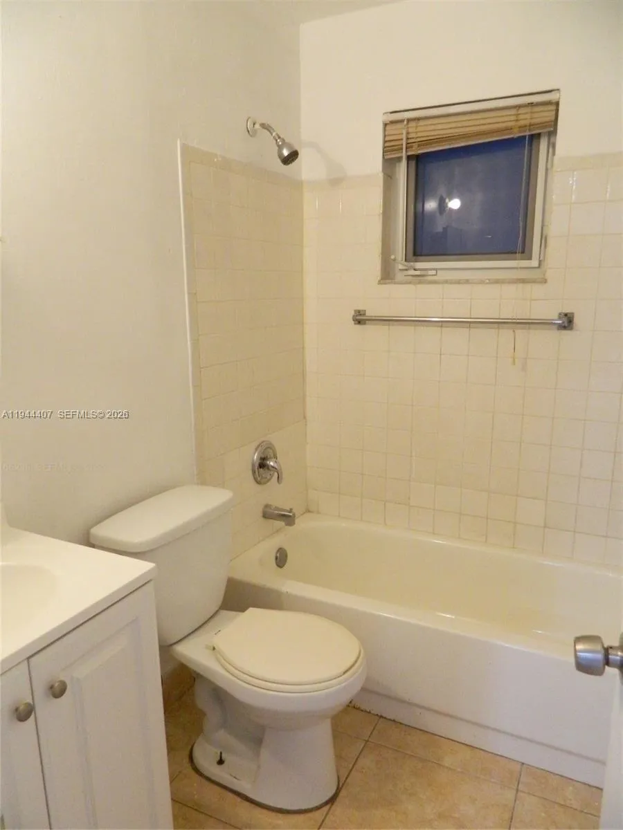 Unit 2 Bathroom