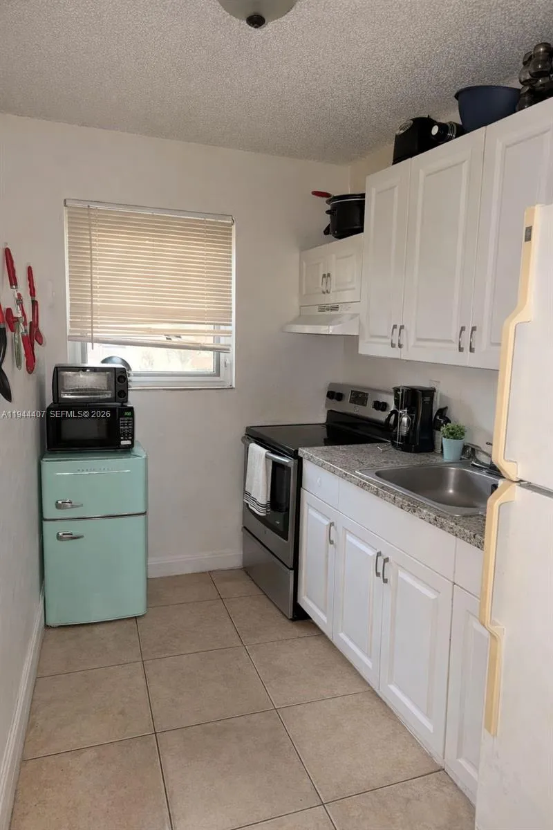 Unit 2 Kitchen staged