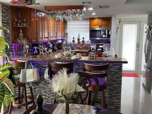 4211 W 10th Ln, Hialeah, Florida 33012, Hialeah, Florida 33012, 3 Bedrooms Bedrooms, ,1 BathroomBathrooms,Residential,For Sale,4211 W 10th Ln, Hialeah, Florida 33012,A11943660