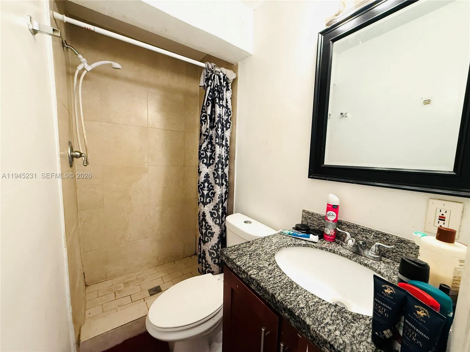 635 Nw 22nd Rd, Fort Lauderdale, Florida 33311, Fort Lauderdale, Florida 33311, ,Residential Income,For Sale,635 Nw 22nd Rd, Fort Lauderdale, Florida 33311,A11945231