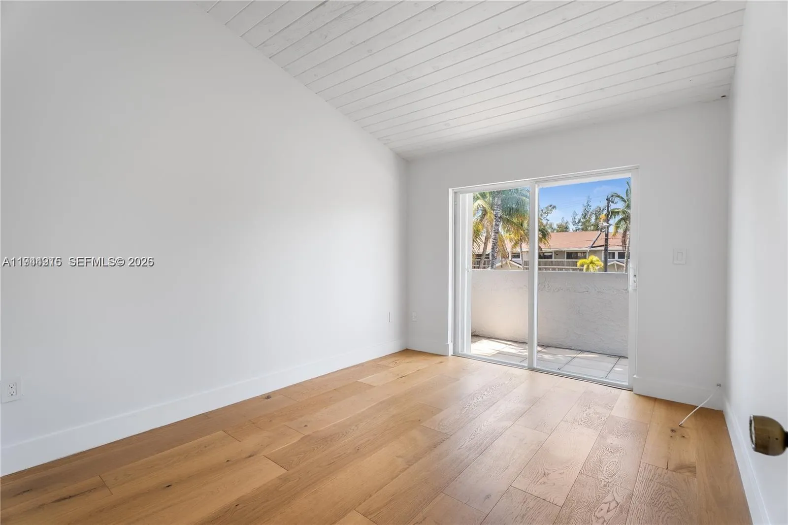 3811 Ne 166th St 3, North Miami Beach, Florida 331, North Miami Beach, Florida 33160, 3 Bedrooms Bedrooms, ,2 BathroomsBathrooms,Residential,For Sale,3811 Ne 166th St 3, North Miami Beach, Florida 331,A11944915