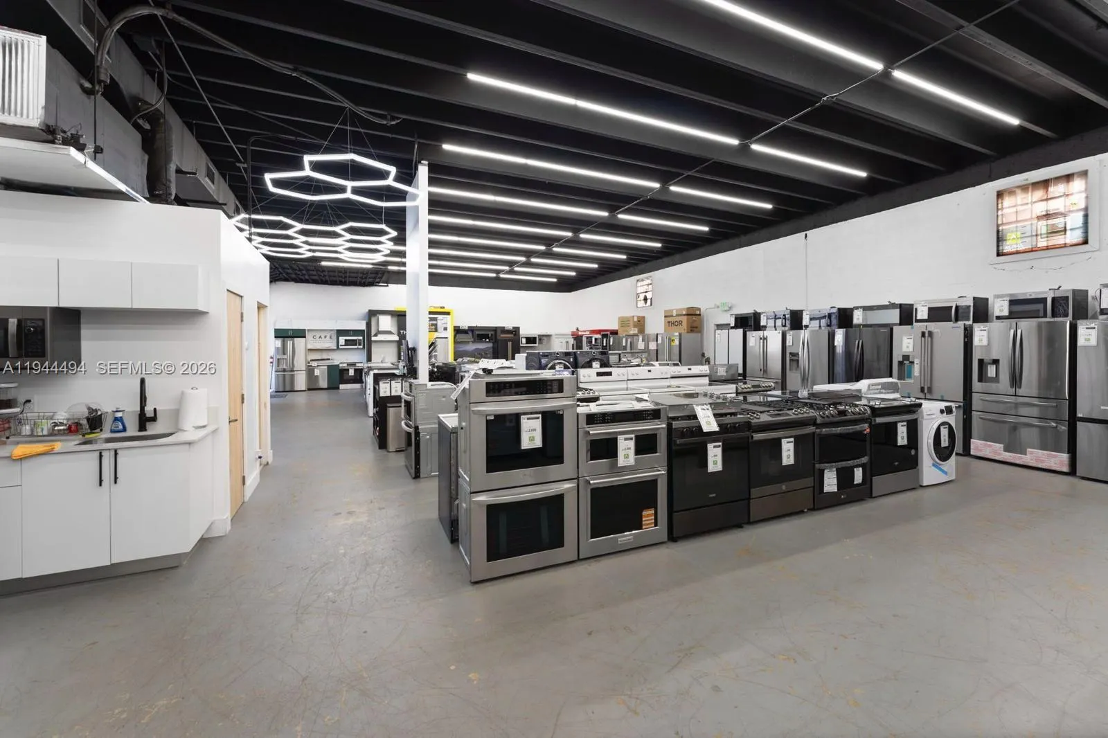 Appliances Sales Store, Miami, Florida 33176, Miami, Florida 33176, ,Business Opportunity,For Sale,Appliances Sales Store, Miami, Florida 33176,A11944494