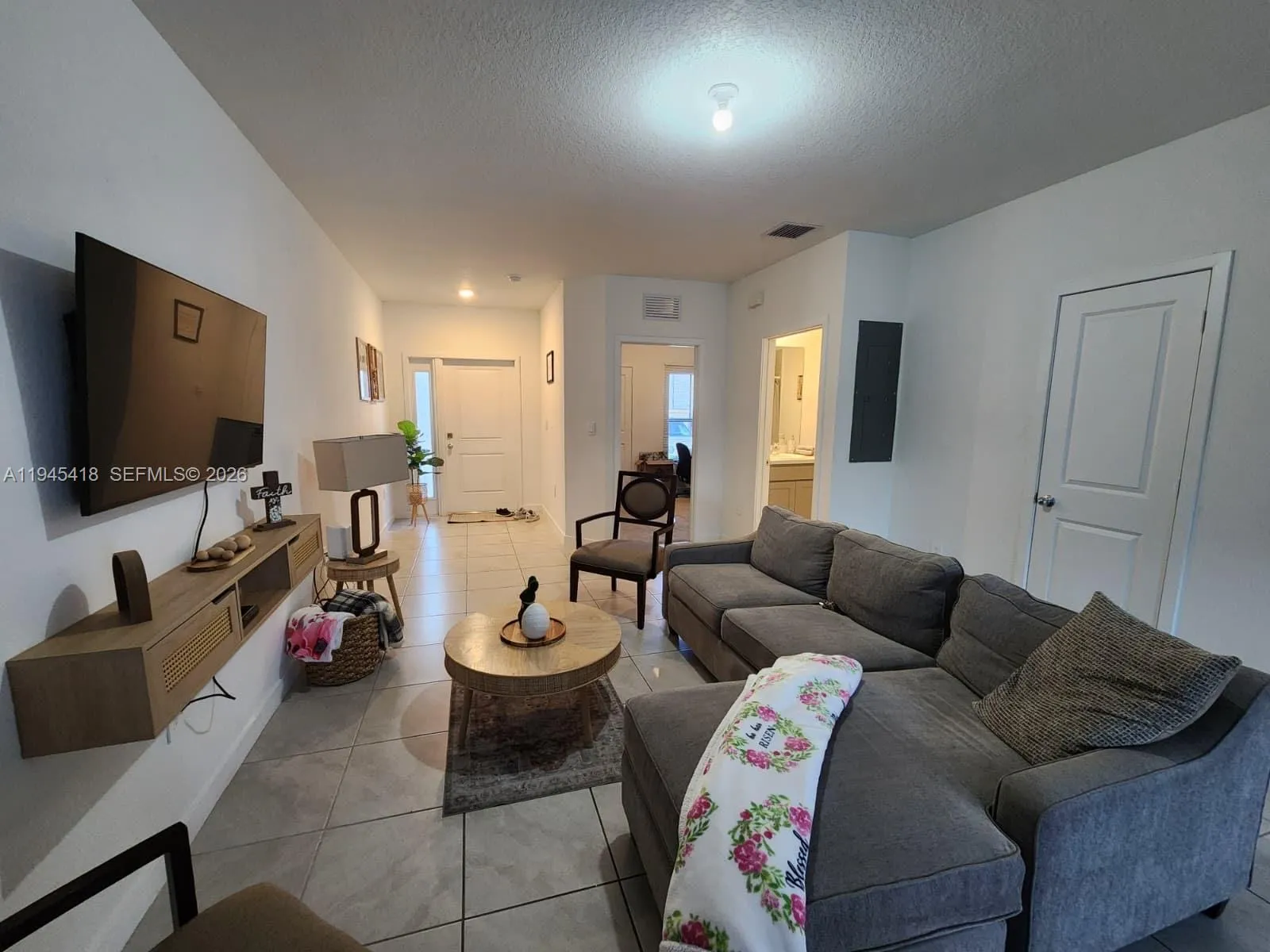 326 Ne 1st Dr, Florida City, Florida 33034, Florida City, Florida 33034, 3 Bedrooms Bedrooms, ,3 BathroomsBathrooms,Residential,For Sale,326 Ne 1st Dr, Florida City, Florida 33034,A11945418