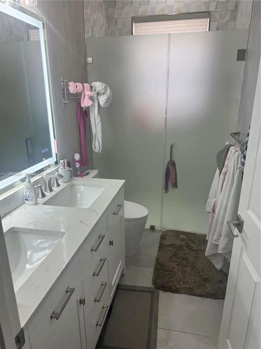 13707 Nw 21st St, Pembroke Pines, Florida 33028, Pembroke Pines, Florida 33028, 4 Bedrooms Bedrooms, ,3 BathroomsBathrooms,Residential,For Sale,13707 Nw 21st St, Pembroke Pines, Florida 33028,A11945057