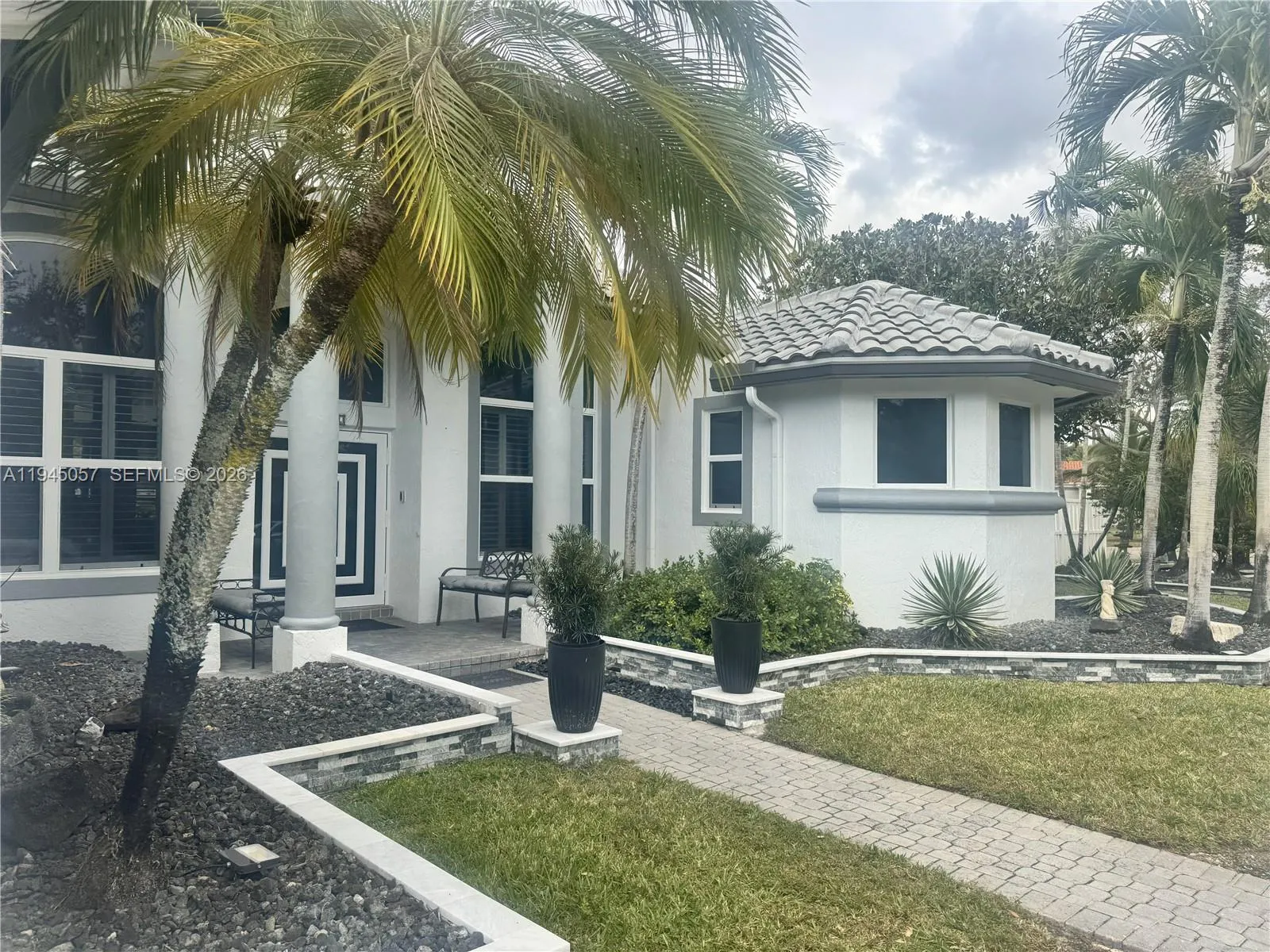 13707 Nw 21st St, Pembroke Pines, Florida 33028, Pembroke Pines, Florida 33028, 4 Bedrooms Bedrooms, ,3 BathroomsBathrooms,Residential,For Sale,13707 Nw 21st St, Pembroke Pines, Florida 33028,A11945057