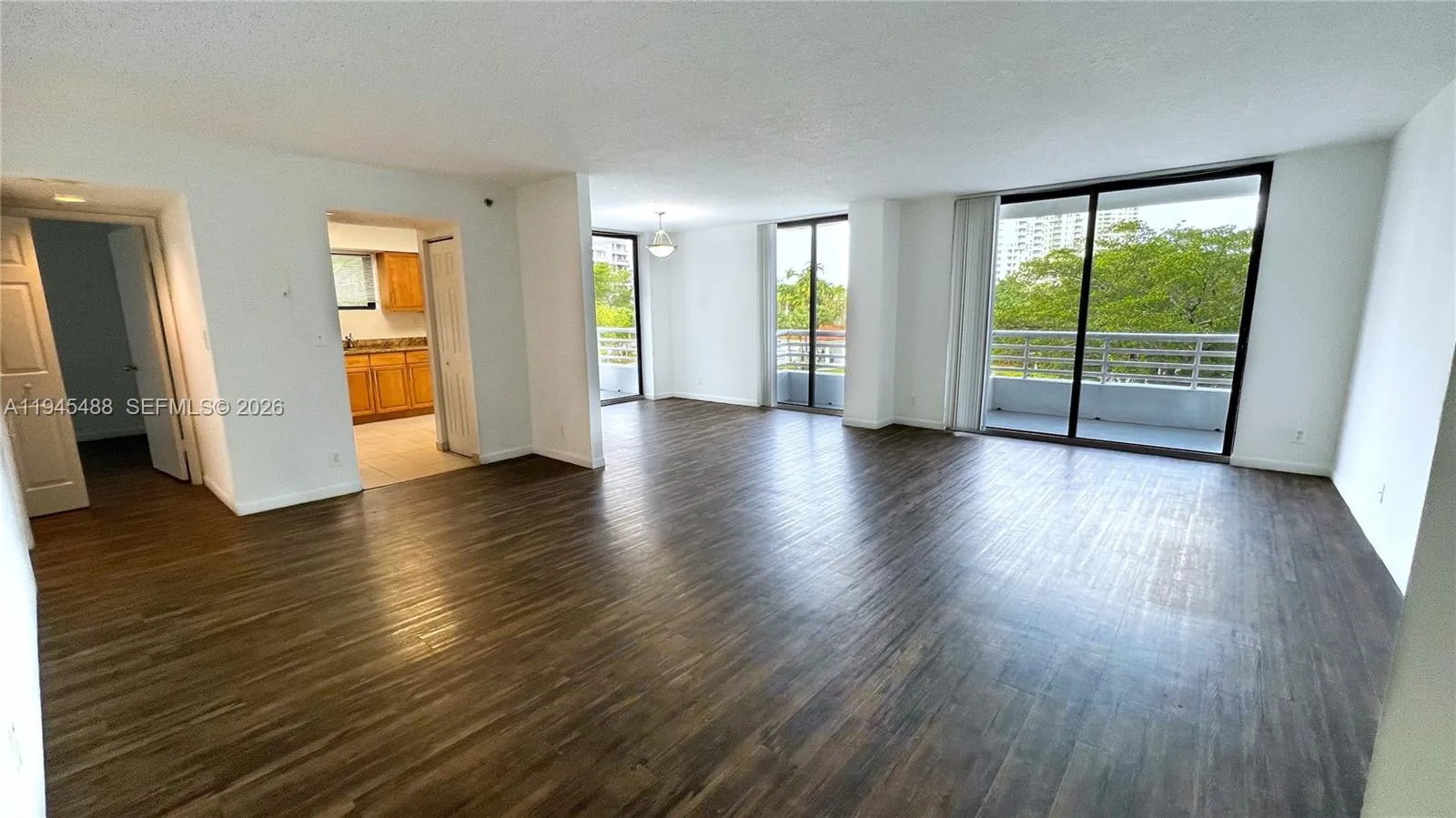 3300 Ne 192nd St 301, Aventura, Florida 33180, Aventura, Florida 33180, 2 Bedrooms Bedrooms, ,2 BathroomsBathrooms,Residential Lease,For Rent,3300 Ne 192nd St 301, Aventura, Florida 33180,A11945488