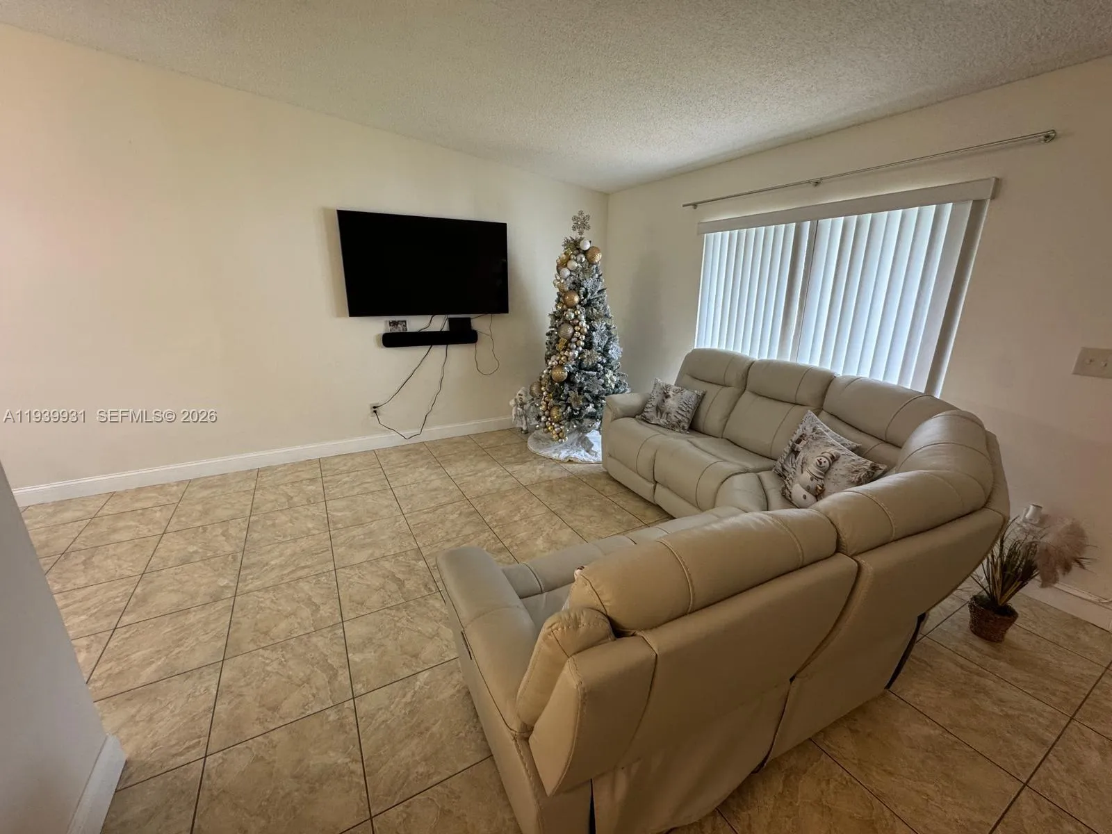 18210 Mediterranean Blvd 6-20, Hialeah, Florida 33, Hialeah, Florida 33015, 3 Bedrooms Bedrooms, ,2 BathroomsBathrooms,Residential Lease,For Rent,18210 Mediterranean Blvd 6-20, Hialeah, Florida 33,A11939931
