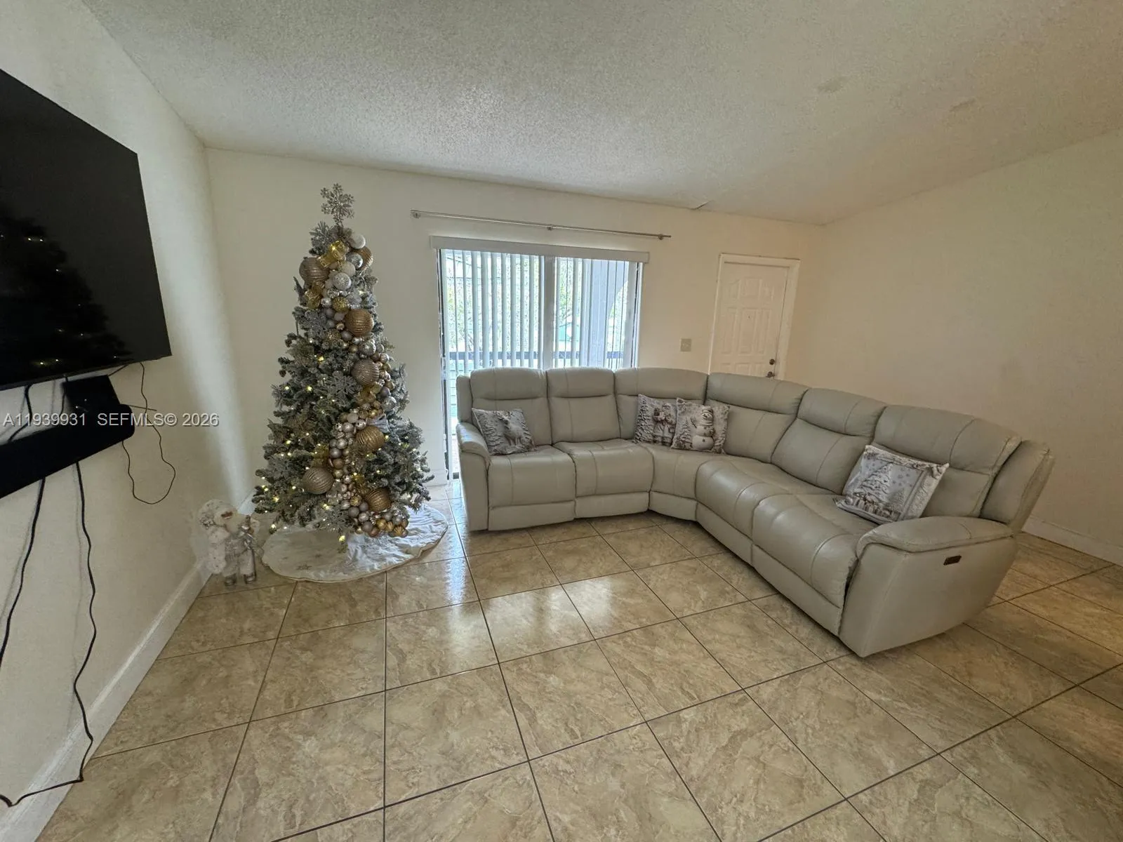 18210 Mediterranean Blvd 6-20, Hialeah, Florida 33, Hialeah, Florida 33015, 3 Bedrooms Bedrooms, ,2 BathroomsBathrooms,Residential Lease,For Rent,18210 Mediterranean Blvd 6-20, Hialeah, Florida 33,A11939931
