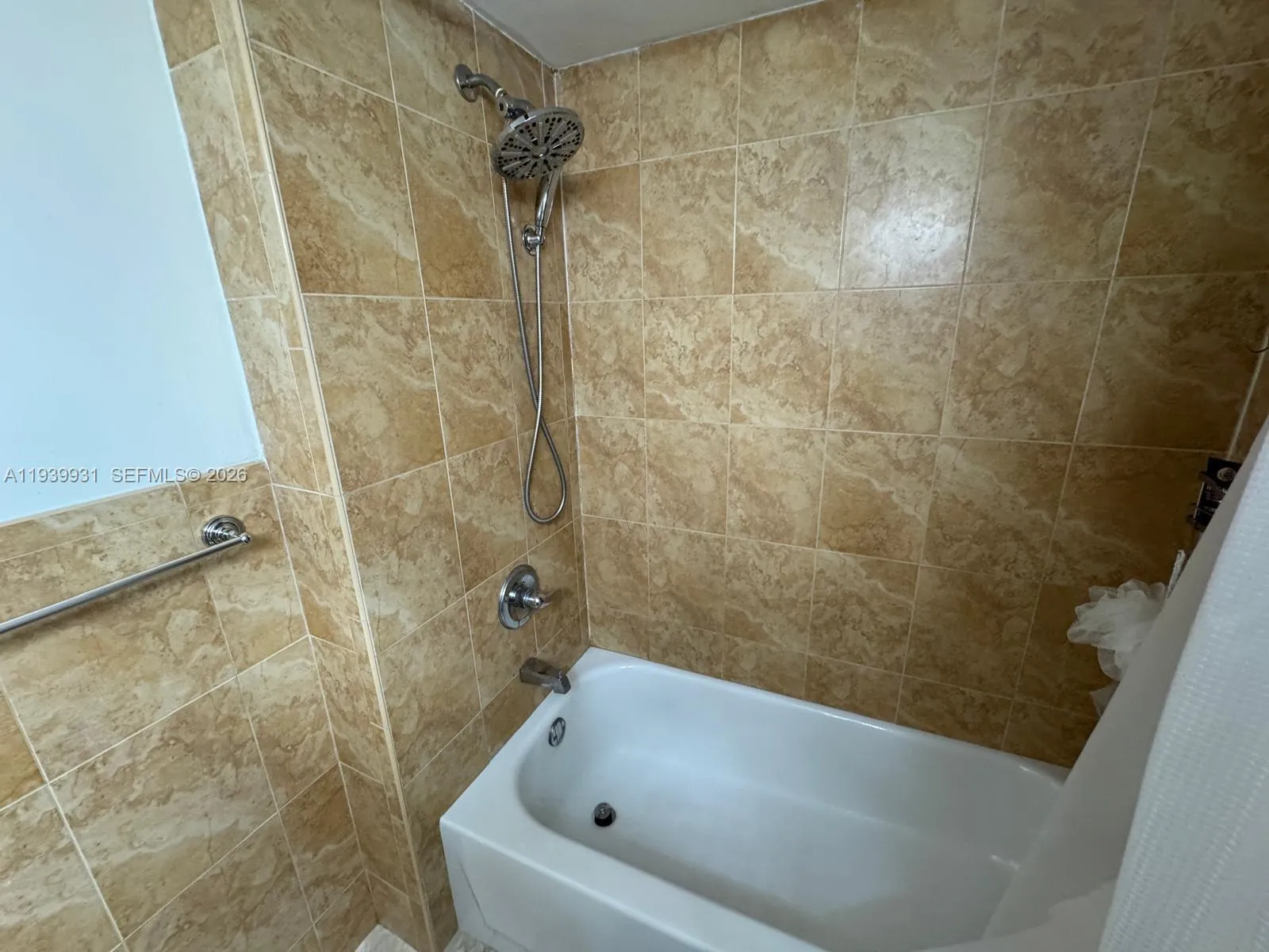 18210 Mediterranean Blvd 6-20, Hialeah, Florida 33, Hialeah, Florida 33015, 3 Bedrooms Bedrooms, ,2 BathroomsBathrooms,Residential Lease,For Rent,18210 Mediterranean Blvd 6-20, Hialeah, Florida 33,A11939931