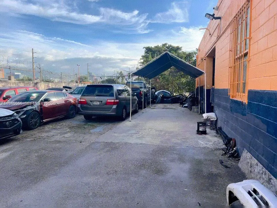 2005 Nw 10th Ave, Miami, Florida 33127, Miami, Florida 33127, ,Commercial Sale,For Sale,2005 Nw 10th Ave, Miami, Florida 33127,A11945556