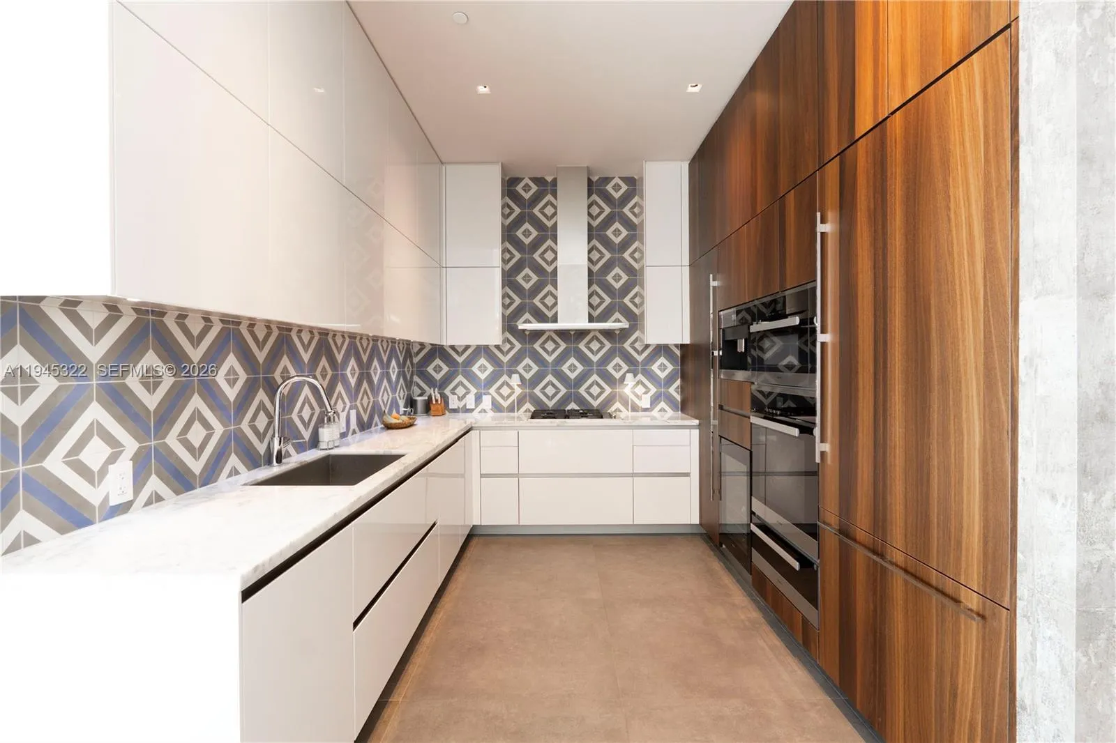 2675 S Bayshore Dr 603s, Miami, Florida 33133, Miami, Florida 33133, 3 Bedrooms Bedrooms, ,3 BathroomsBathrooms,Residential,For Sale,2675 S Bayshore Dr 603s, Miami, Florida 33133,A11945322