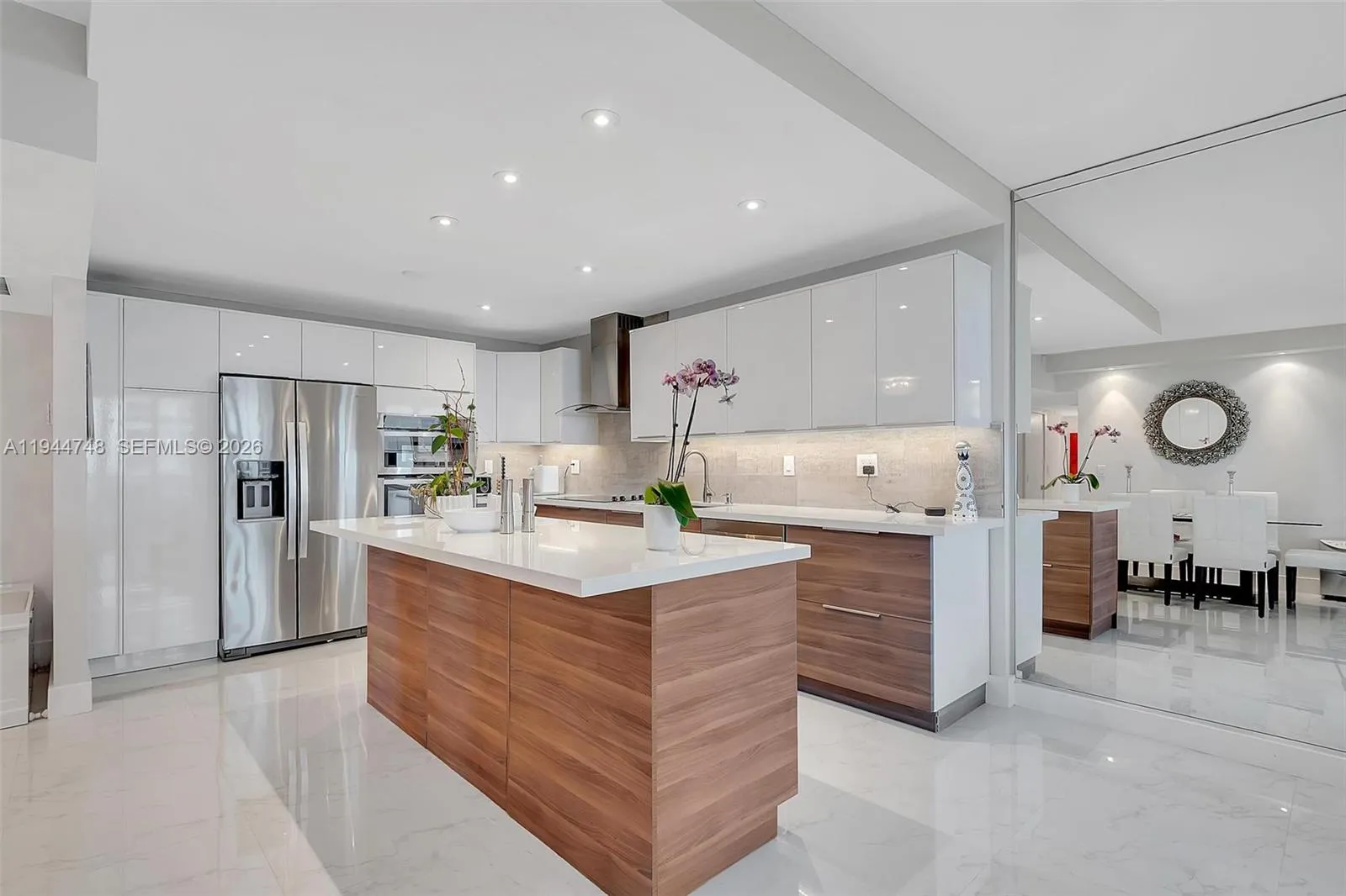 2301 Collins Ave 810, Miami Beach, Florida 33139, Miami Beach, Florida 33139, 2 Bedrooms Bedrooms, ,2 BathroomsBathrooms,Residential Lease,For Rent,2301 Collins Ave 810, Miami Beach, Florida 33139,A11944748