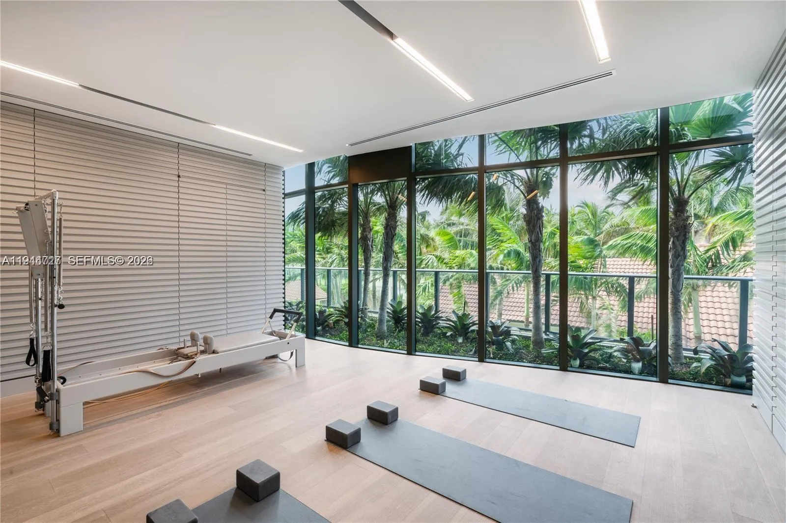 19575 Collins Ave 12, Sunny Isles Beach, Florida 3, Sunny Isles Beach, Florida 33160, 4 Bedrooms Bedrooms, ,5 BathroomsBathrooms,Residential,For Sale,19575 Collins Ave 12, Sunny Isles Beach, Florida 3,A11944717