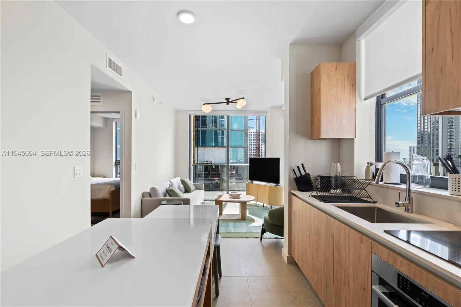 11 Ne 6th St 1601, Miami, Florida 33132, Miami, Florida 33132, 2 Bedrooms Bedrooms, ,2 BathroomsBathrooms,Residential Lease,For Rent,11 Ne 6th St 1601, Miami, Florida 33132,A11945694