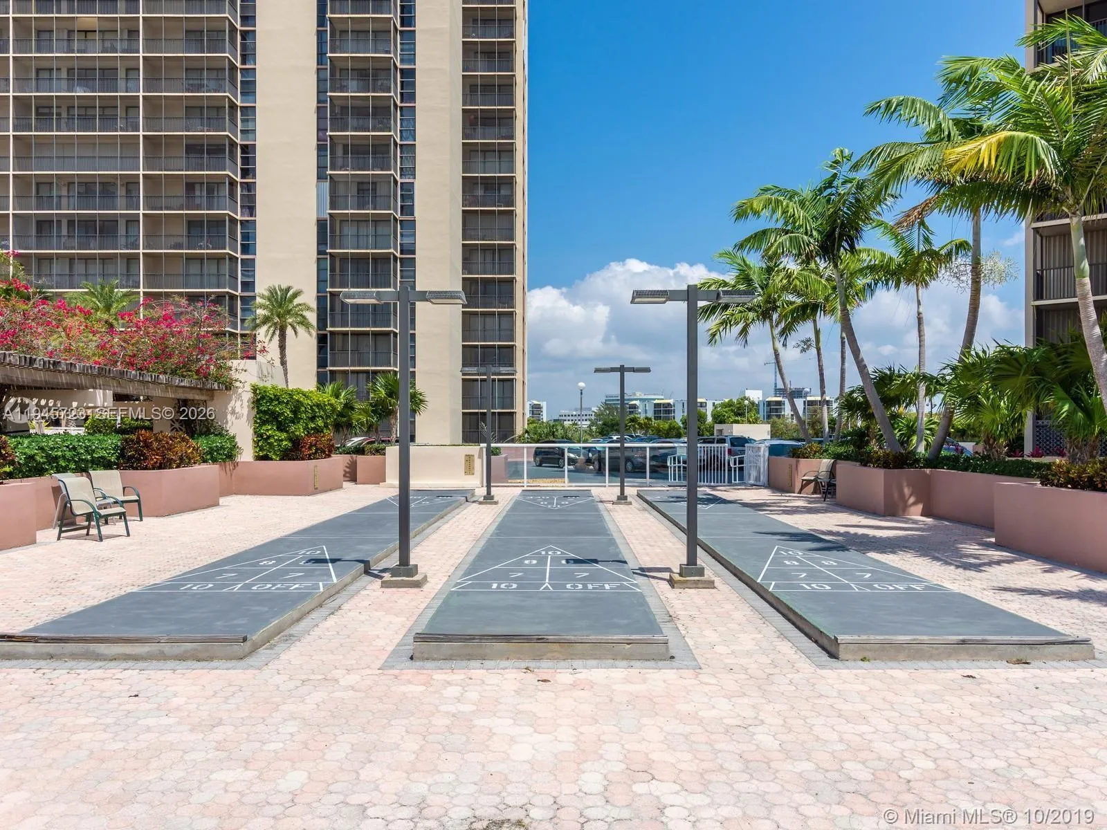 20379 W Country Club Dr 1737, Aventura, Florida 33, Aventura, Florida 33180, 1 Bedroom Bedrooms, ,1 BathroomBathrooms,Residential,For Sale,20379 W Country Club Dr 1737, Aventura, Florida 33,A11945723