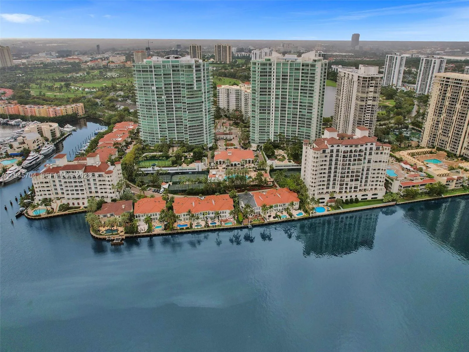 19955 Ne 38th Ct 901, Aventura, Florida 33180, Aventura, Florida 33180, 2 Bedrooms Bedrooms, ,3 BathroomsBathrooms,Residential Lease,For Rent,19955 Ne 38th Ct 901, Aventura, Florida 33180,A11945704