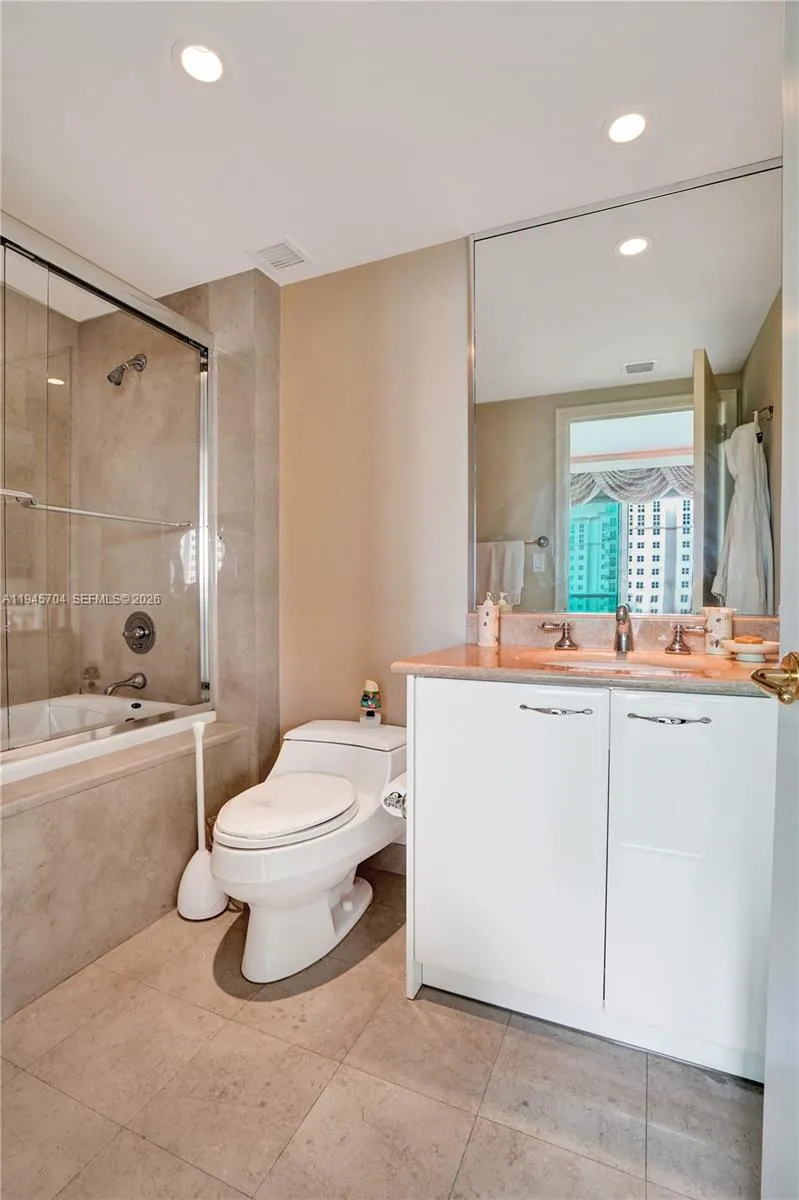 19955 Ne 38th Ct 901, Aventura, Florida 33180, Aventura, Florida 33180, 2 Bedrooms Bedrooms, ,3 BathroomsBathrooms,Residential Lease,For Rent,19955 Ne 38th Ct 901, Aventura, Florida 33180,A11945704