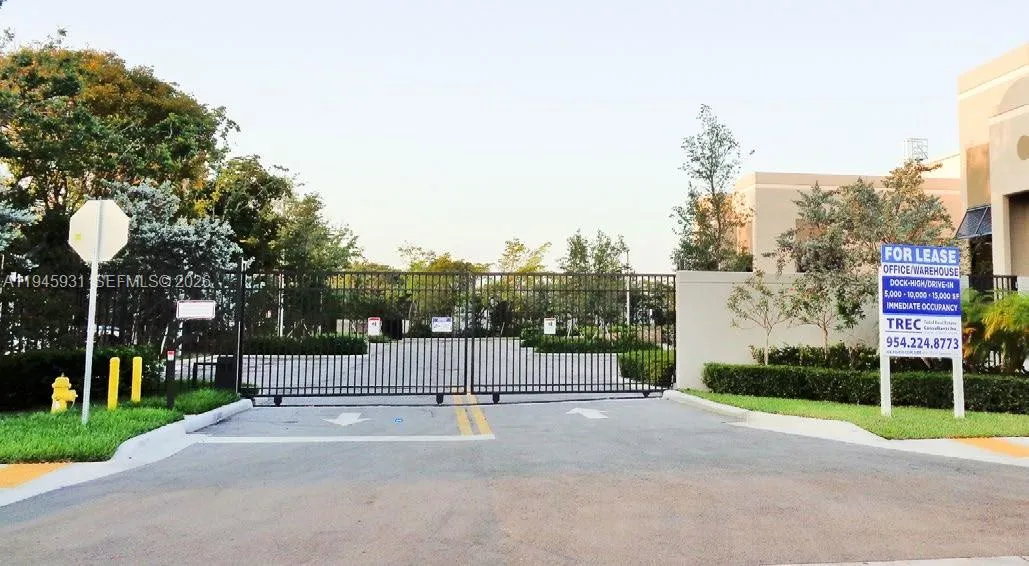 10400 Nw 55th St Unit 200, Sunrise, Florida 33351, Sunrise, Florida 33351, ,Commercial Lease,For Rent,10400 Nw 55th St Unit 200, Sunrise, Florida 33351,A11945931