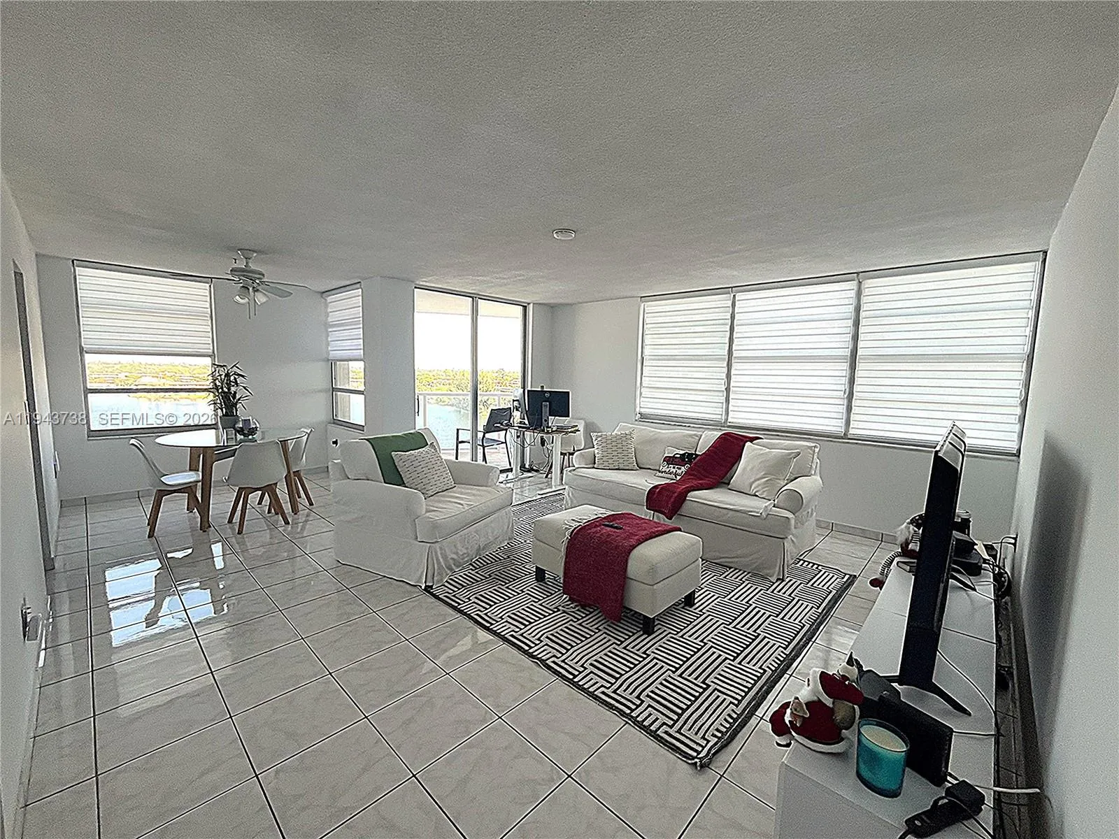 1351 Ne Miami Gardens Dr 806e, Miami, Florida 3317, Miami, Florida 33179, 2 Bedrooms Bedrooms, ,2 BathroomsBathrooms,Residential,For Sale,1351 Ne Miami Gardens Dr 806e, Miami, Florida 3317,A11943738