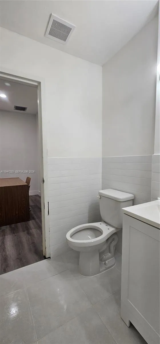 2001 Sw 27th Ave, Miami, Florida 33145, Miami, Florida 33145, ,Commercial Lease,For Rent,2001 Sw 27th Ave, Miami, Florida 33145,A11941233