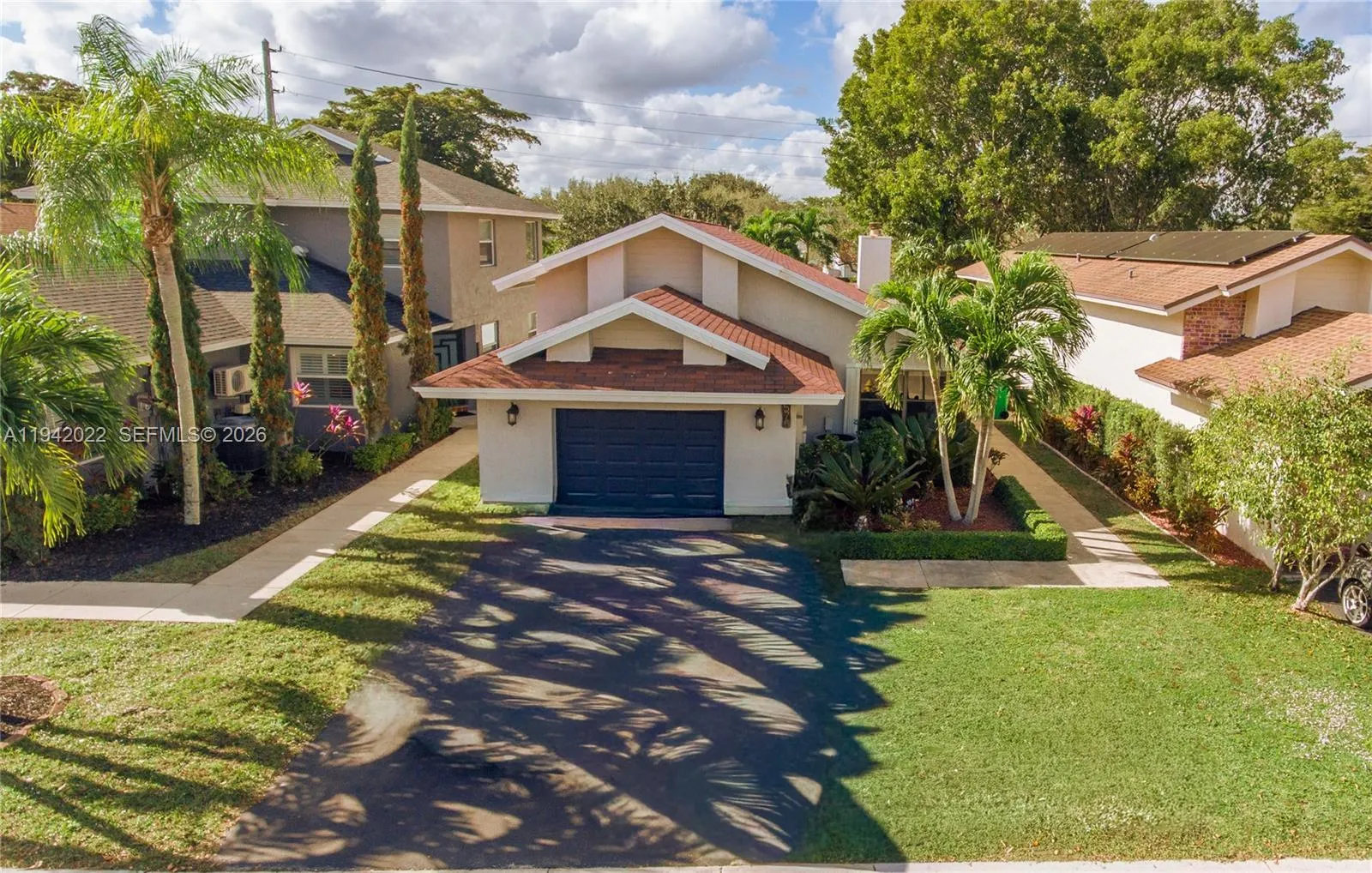 575 Lakeside Cir, Sunrise, Florida 33326, Sunrise, Florida 33326, 3 Bedrooms Bedrooms, ,2 BathroomsBathrooms,Residential,For Sale,575 Lakeside Cir, Sunrise, Florida 33326,A11942022