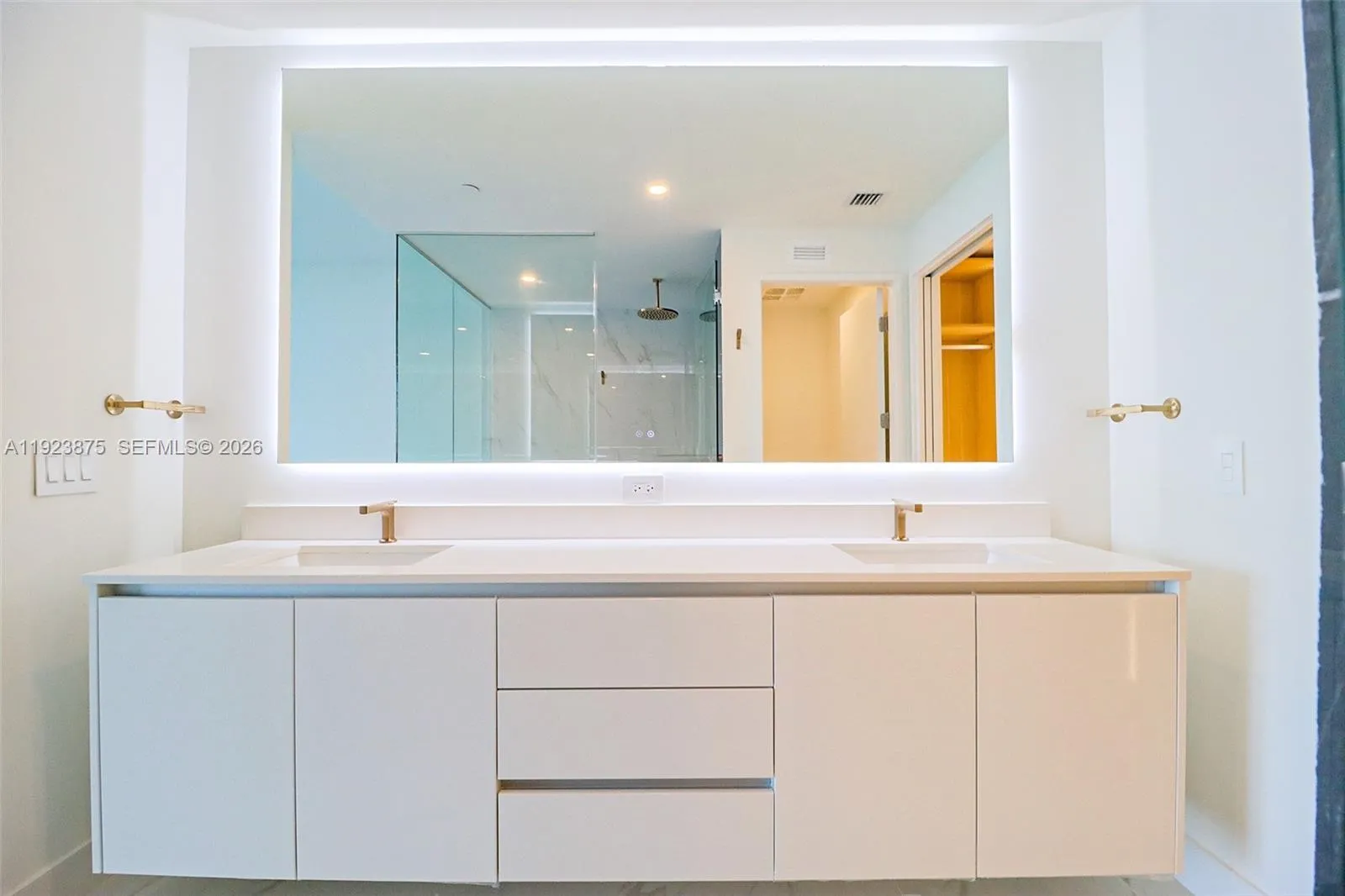 700 Ne 24 St 4201, Miami, Florida 33137, Miami, Florida 33137, 4 Bedrooms Bedrooms, ,5 BathroomsBathrooms,Residential,For Sale,700 Ne 24 St 4201, Miami, Florida 33137,A11923875