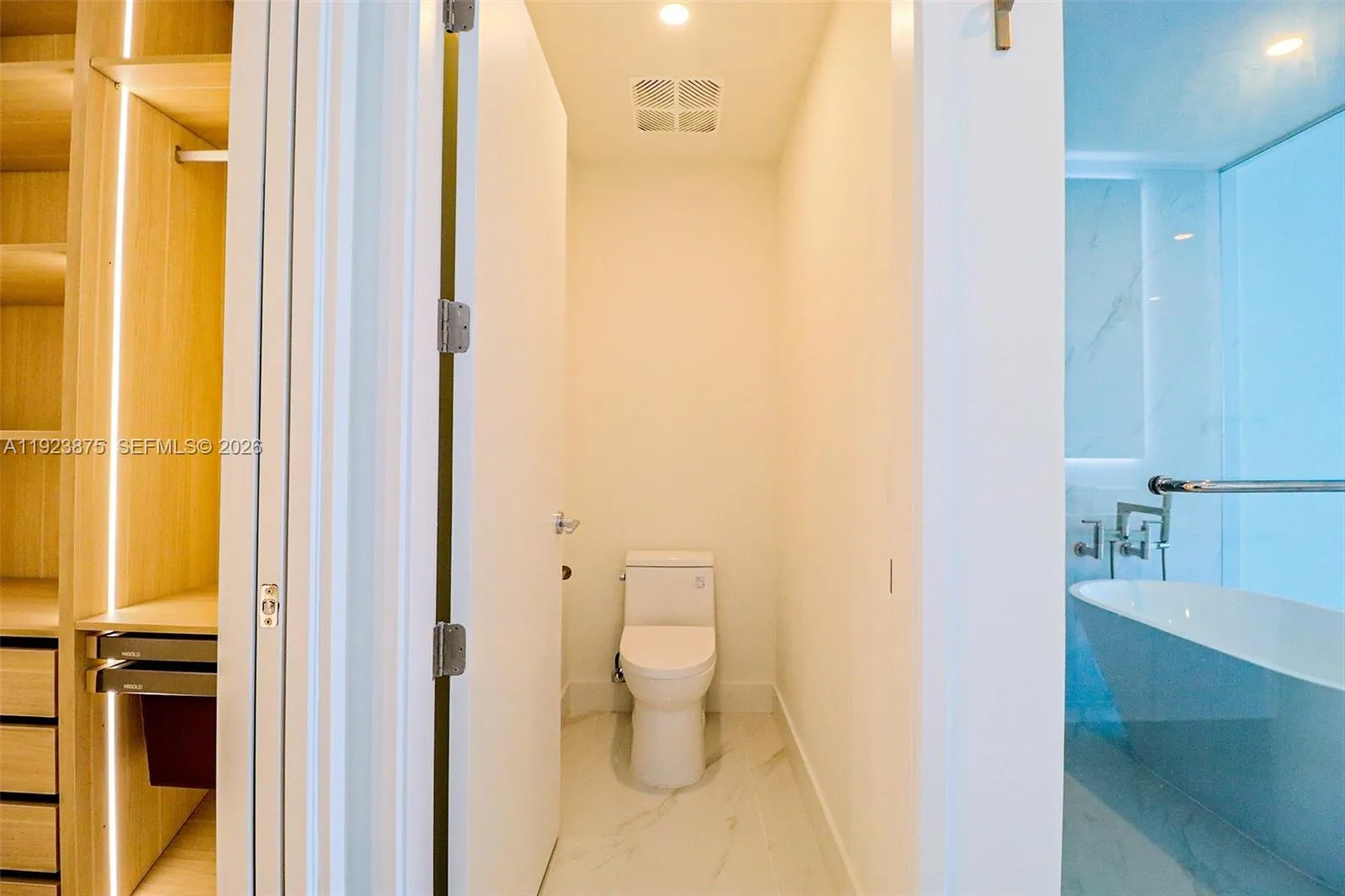 700 Ne 24 St 4201, Miami, Florida 33137, Miami, Florida 33137, 4 Bedrooms Bedrooms, ,5 BathroomsBathrooms,Residential,For Sale,700 Ne 24 St 4201, Miami, Florida 33137,A11923875