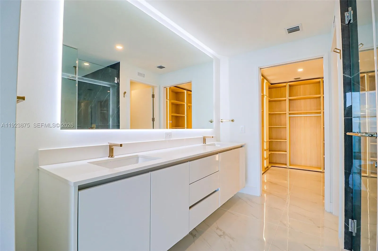 700 Ne 24 St 4201, Miami, Florida 33137, Miami, Florida 33137, 4 Bedrooms Bedrooms, ,5 BathroomsBathrooms,Residential,For Sale,700 Ne 24 St 4201, Miami, Florida 33137,A11923875