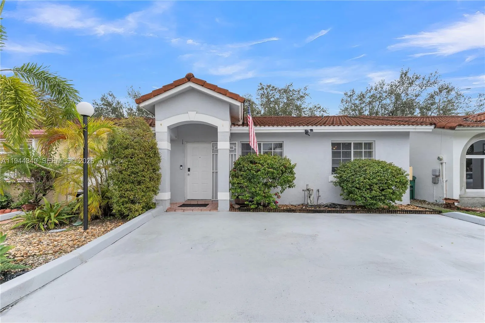 8255 Nw 186th St 1002, Hialeah, Florida 33015, Hialeah, Florida 33015, 3 Bedrooms Bedrooms, ,2 BathroomsBathrooms,Residential,For Sale,8255 Nw 186th St 1002, Hialeah, Florida 33015,A11944349