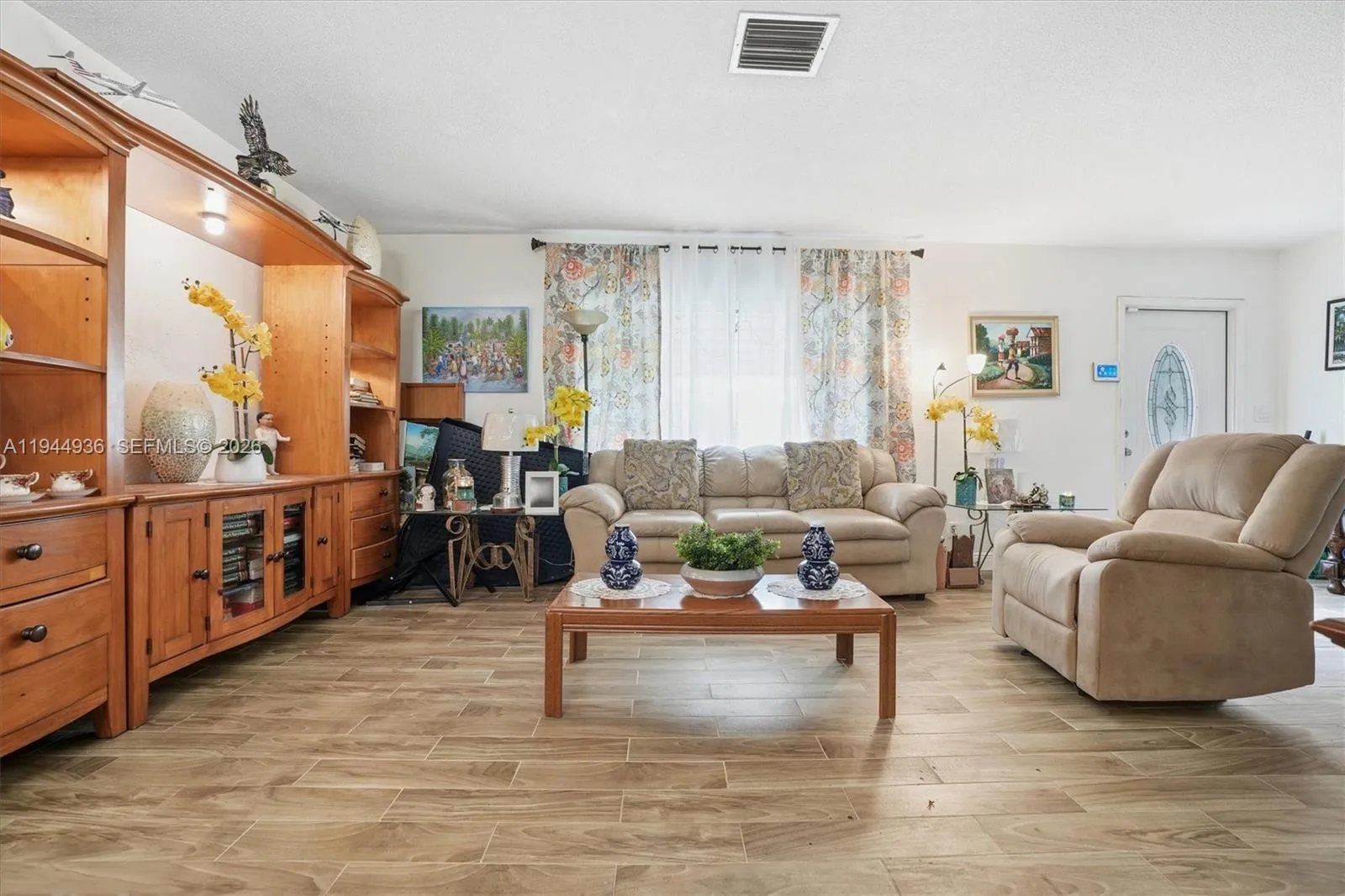 9417 Nw 70th Pl, Tamarac, Florida 33321, Tamarac, Florida 33321, 2 Bedrooms Bedrooms, ,3 BathroomsBathrooms,Residential,For Sale,9417 Nw 70th Pl, Tamarac, Florida 33321,A11944936