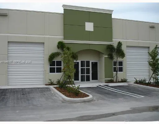 2061 Nw 112th Ave 142, Sweetwater, Florida 33172, Sweetwater, Florida 33172, ,Commercial Lease,For Rent,2061 Nw 112th Ave 142, Sweetwater, Florida 33172,A11946187