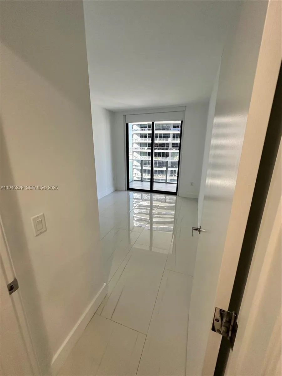 1010 Brickell Ave 3809, Miami, Florida 33131, Miami, Florida 33131, 2 Bedrooms Bedrooms, ,2 BathroomsBathrooms,Residential Lease,For Rent,1010 Brickell Ave 3809, Miami, Florida 33131,A11946229