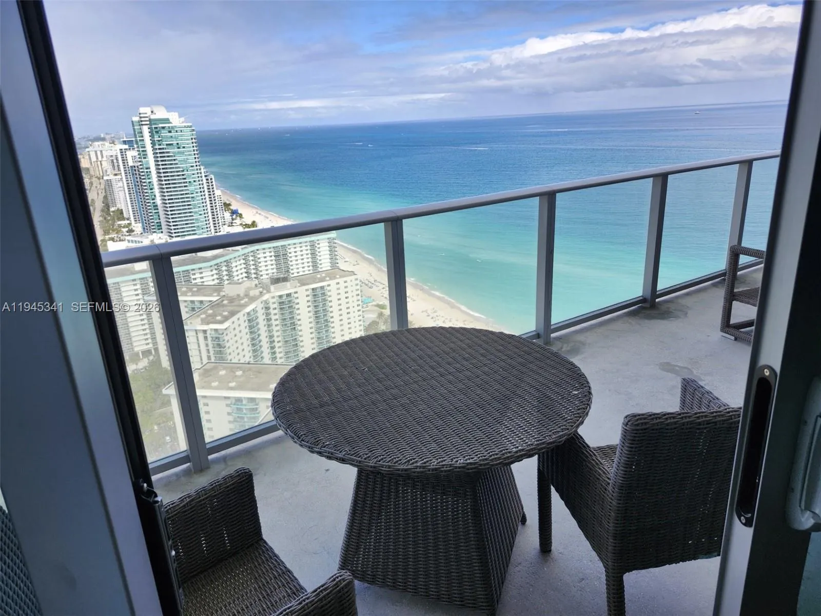 4111 S Ocean Dr 3610, Hollywood, Florida 33019, Hollywood, Florida 33019, 1 Bedroom Bedrooms, ,1 BathroomBathrooms,Residential,For Sale,4111 S Ocean Dr 3610, Hollywood, Florida 33019,A11945341