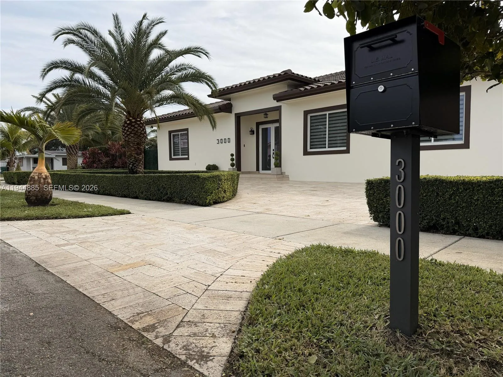 Miami, Florida 33165, 4 Bedrooms Bedrooms, ,4 BathroomsBathrooms,Residential,For Sale,A11944885