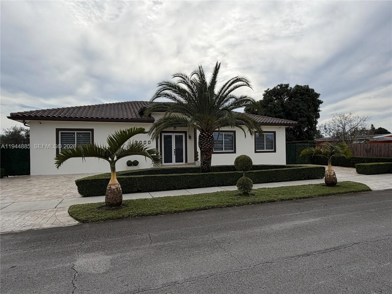 Miami, Florida 33165, 4 Bedrooms Bedrooms, ,4 BathroomsBathrooms,Residential,For Sale,A11944885