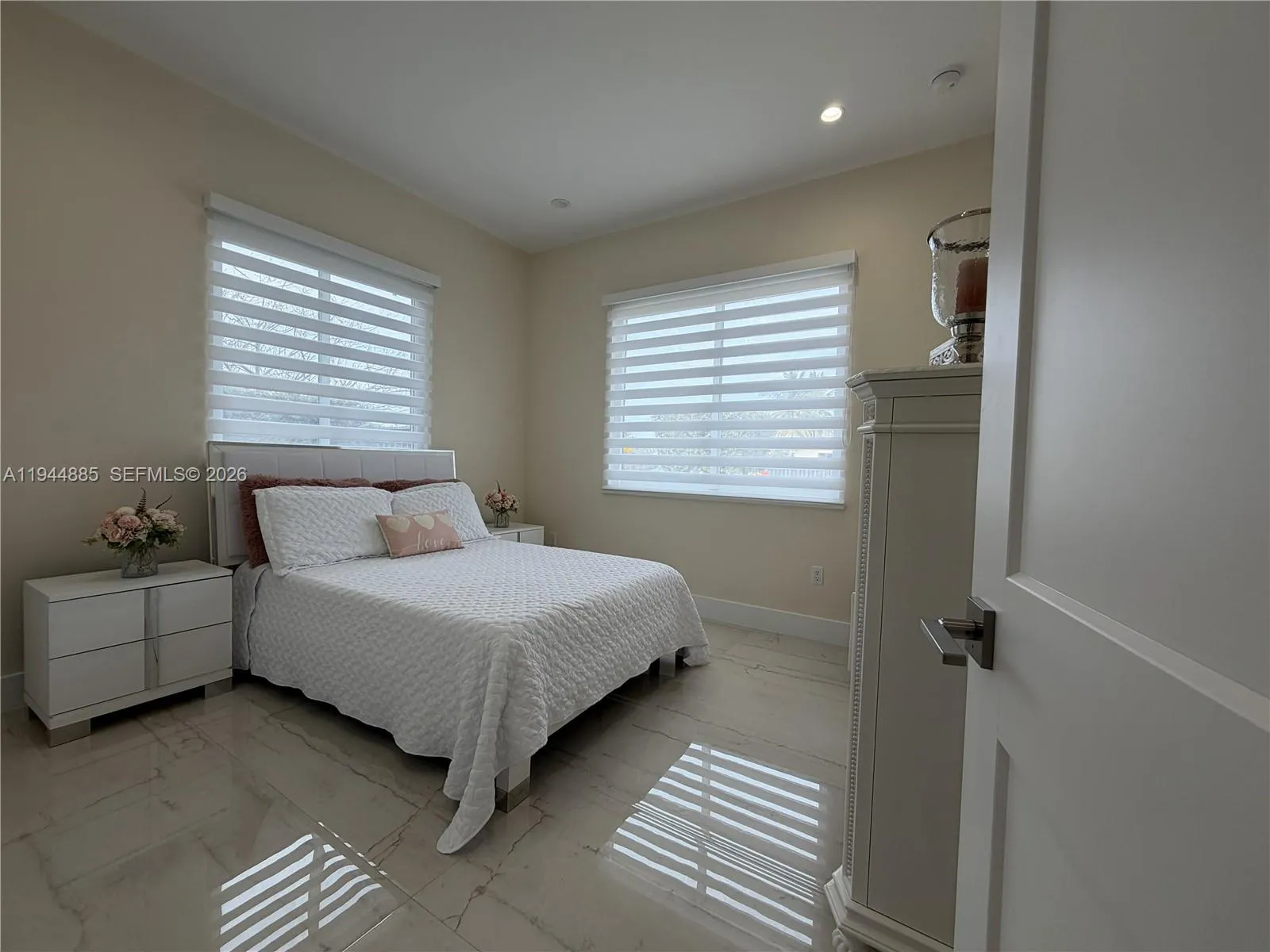 Miami, Florida 33165, 4 Bedrooms Bedrooms, ,4 BathroomsBathrooms,Residential,For Sale,A11944885