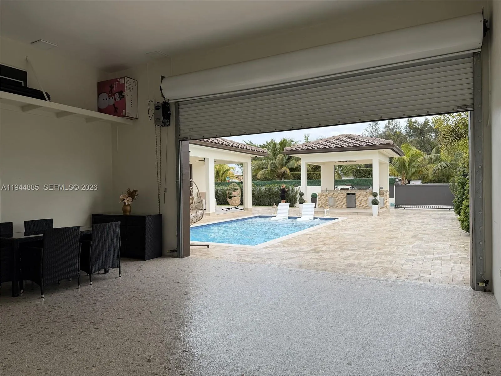 Miami, Florida 33165, 4 Bedrooms Bedrooms, ,4 BathroomsBathrooms,Residential,For Sale,A11944885