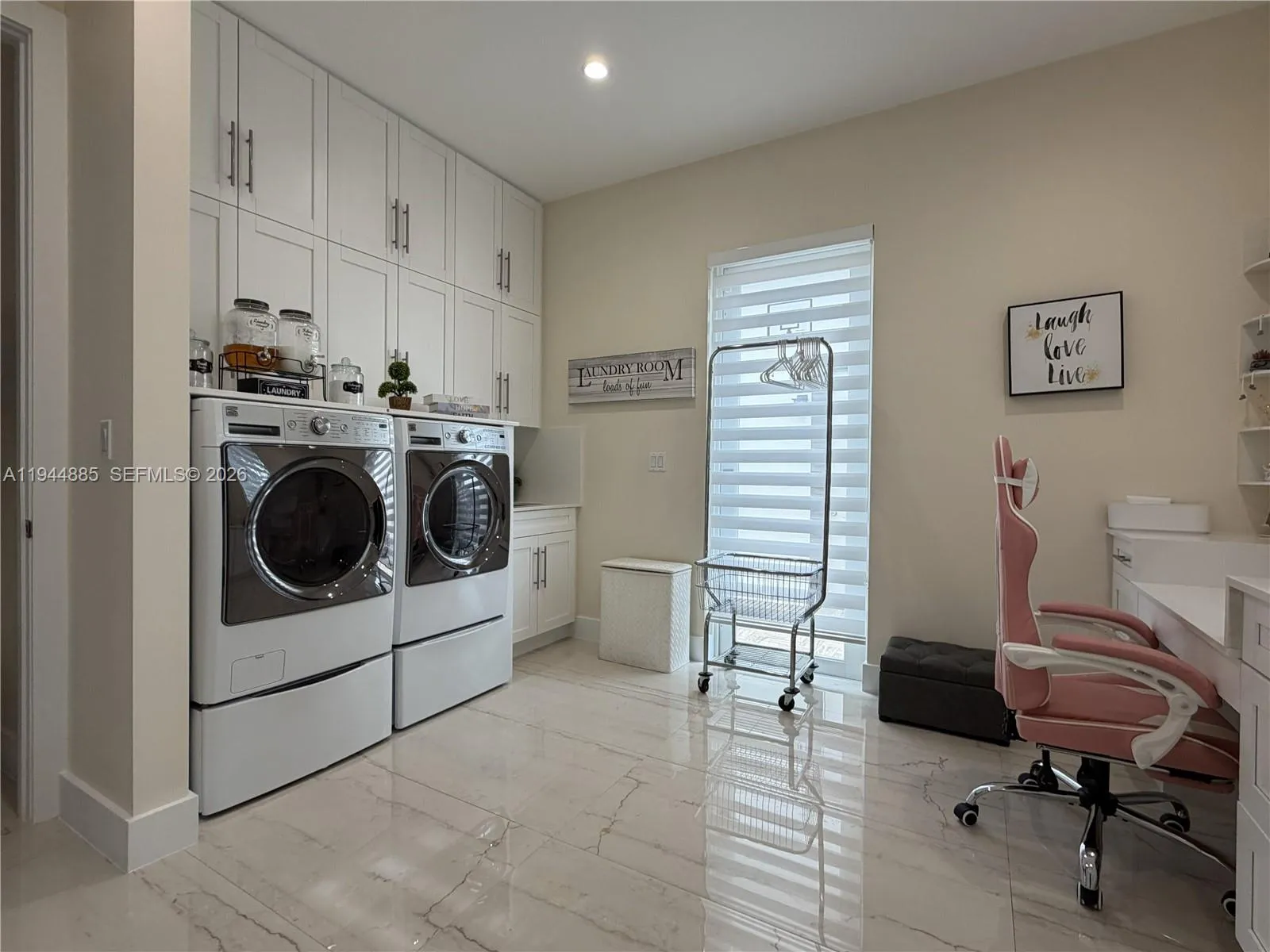 Miami, Florida 33165, 4 Bedrooms Bedrooms, ,4 BathroomsBathrooms,Residential,For Sale,A11944885