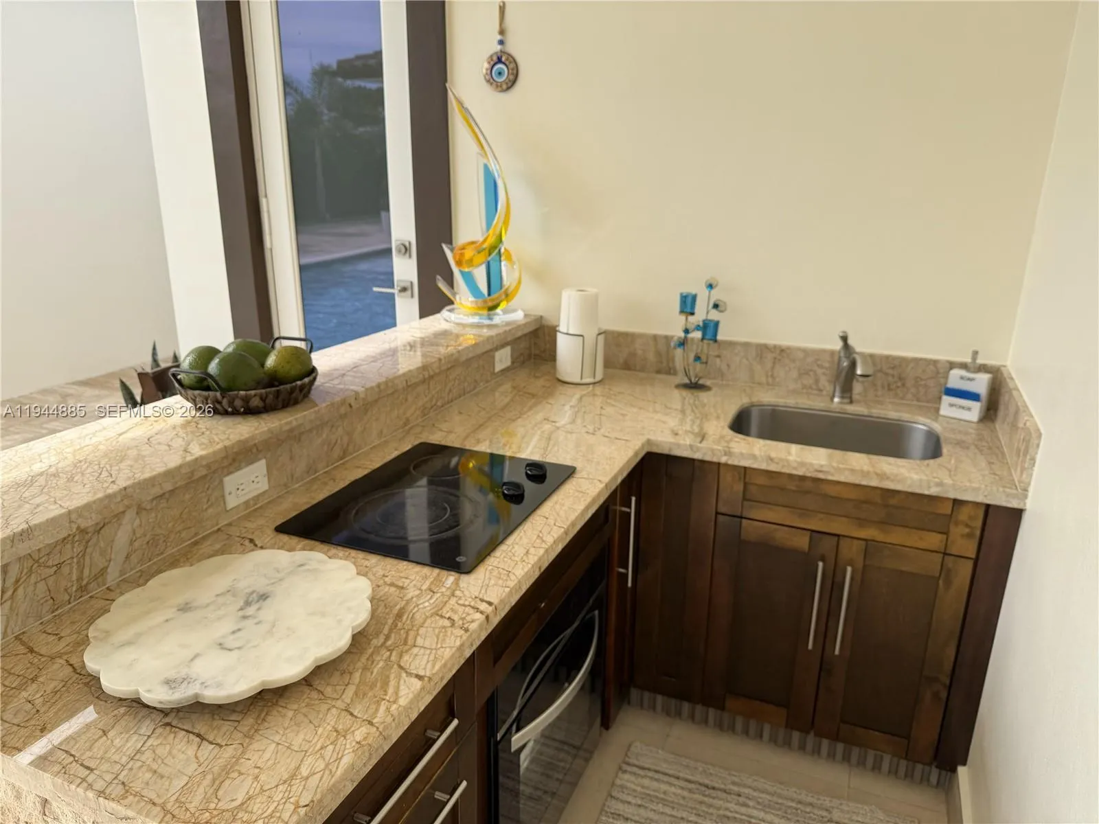 Miami, Florida 33165, 4 Bedrooms Bedrooms, ,4 BathroomsBathrooms,Residential,For Sale,A11944885