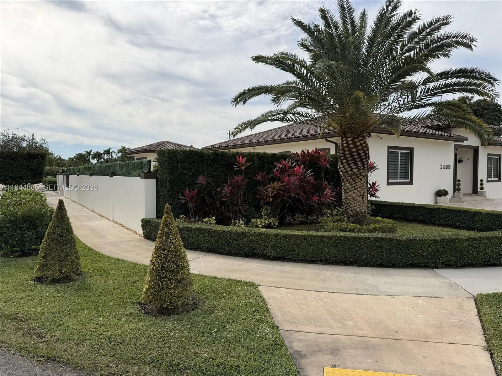 Miami, Florida 33165, 4 Bedrooms Bedrooms, ,4 BathroomsBathrooms,Residential,For Sale,A11944885