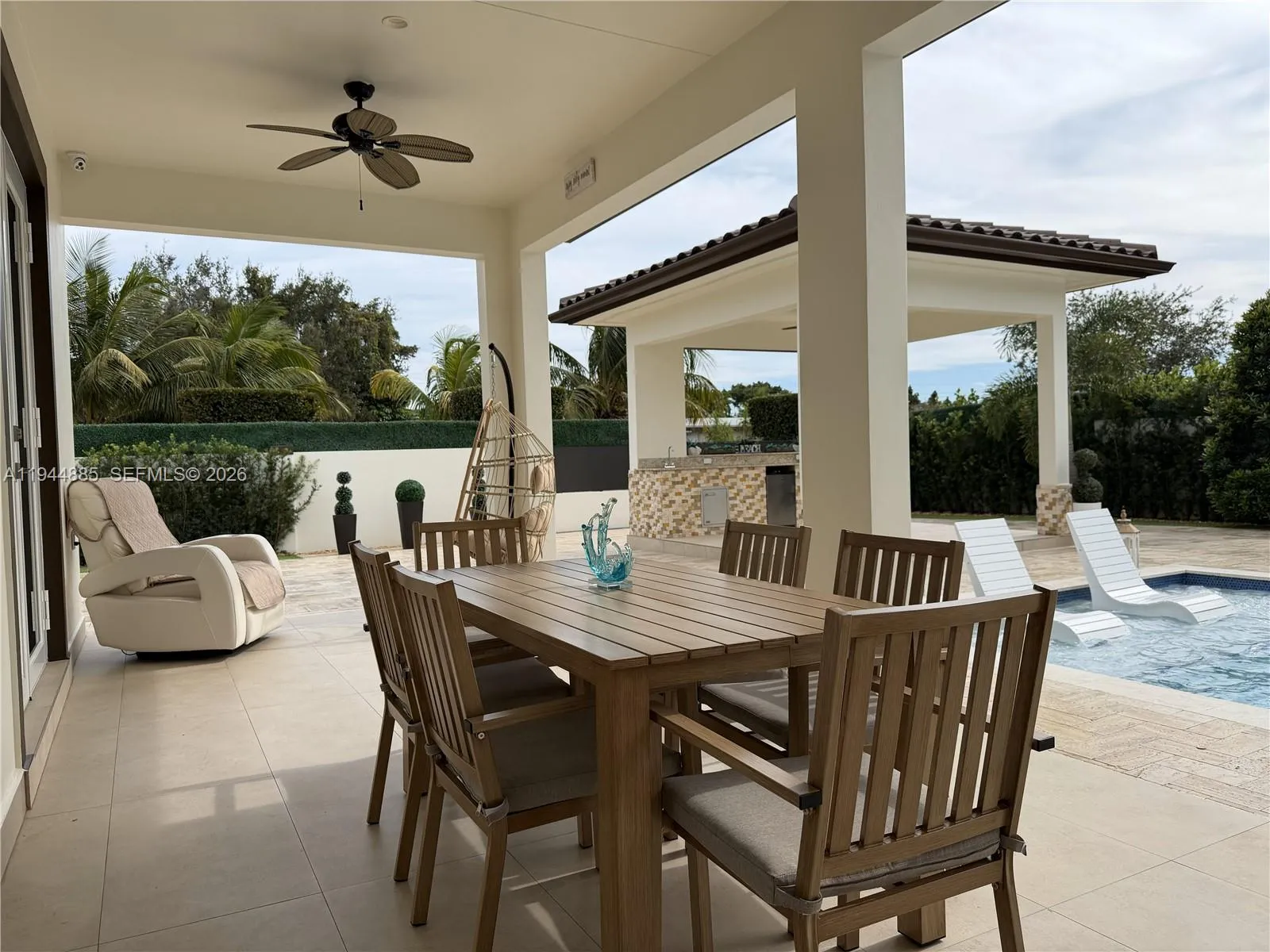 Miami, Florida 33165, 4 Bedrooms Bedrooms, ,4 BathroomsBathrooms,Residential,For Sale,A11944885