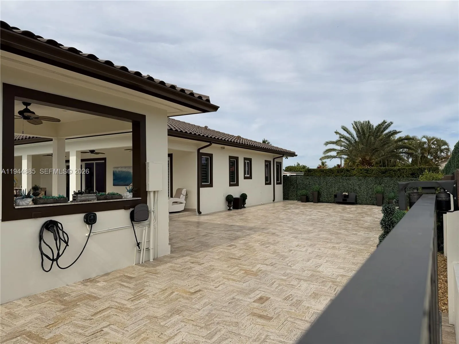 Miami, Florida 33165, 4 Bedrooms Bedrooms, ,4 BathroomsBathrooms,Residential,For Sale,A11944885