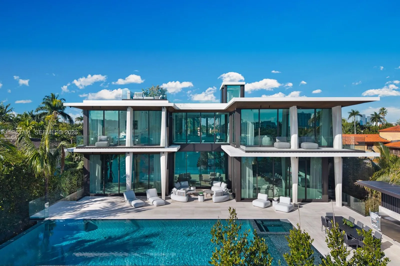 217 E Rivo Alto Dr, Miami Beach, Florida 33139, Miami Beach, Florida 33139, 6 Bedrooms Bedrooms, ,6 BathroomsBathrooms,Residential,For Sale,217 E Rivo Alto Dr, Miami Beach, Florida 33139,A11943761