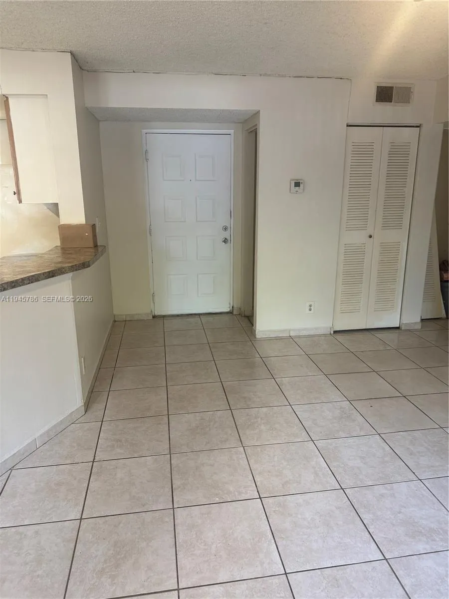 Sunrise, Florida 33322, 1 Bedroom Bedrooms, ,1 BathroomBathrooms,Residential Lease,For Rent,A11945786